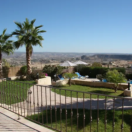 Vineland Sheromyli * Pissouri
