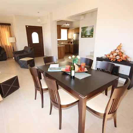 Villa Vineland Sheromyli *
